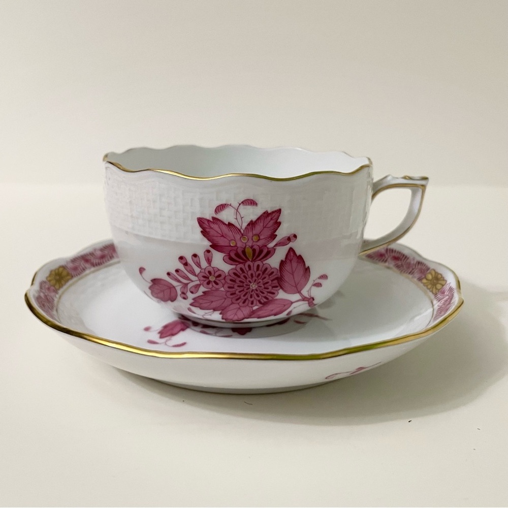 Vintage Herend Chinese Bouquet Raspberry Cup Saucer Apponyi Flower